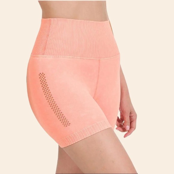 Women's L/XL Tummy Control High Waisted Neon Coral Stretch Activewear Shorts New - Picture 1 of 9